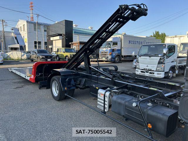 Hino DUTRO 2024-07 8365664-8