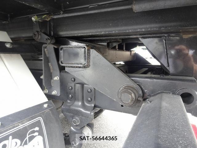 Hino DUTRO 2025-01 8365665-12