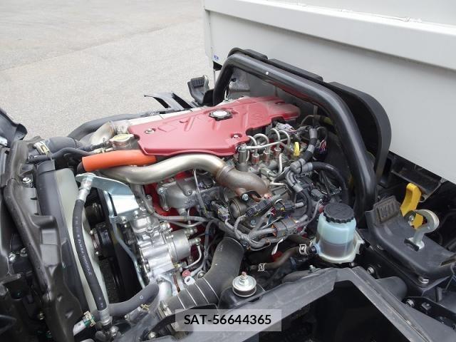 Hino DUTRO 2025-01 8365665-22