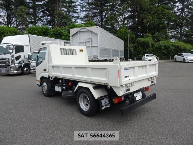 Hino DUTRO 2025-01 8365665-3