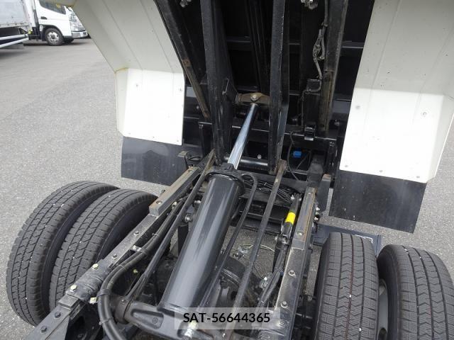 Hino DUTRO 2025-01 8365665-8