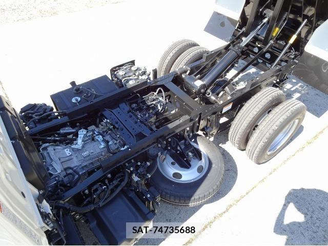 Hino DUTRO 2026-01 8365668-16