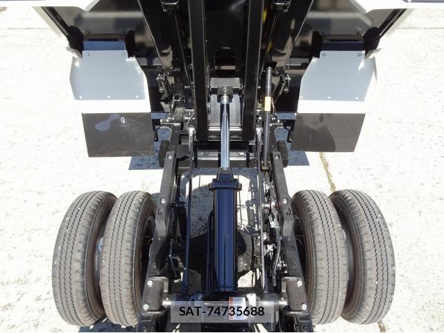 Hino DUTRO 2026-01 8365668-18