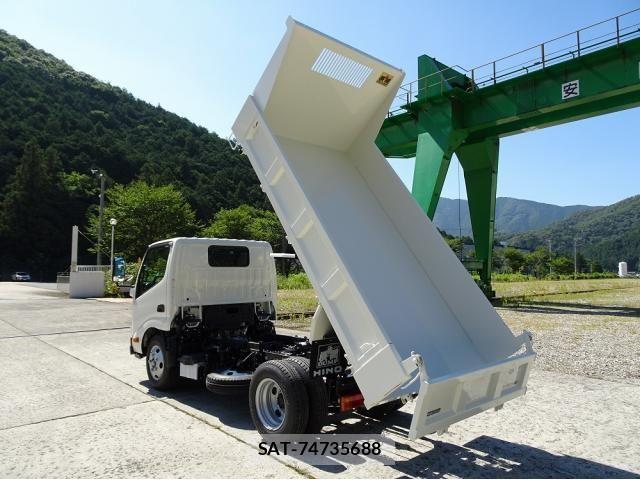 Hino DUTRO 2026-01 8365668-1