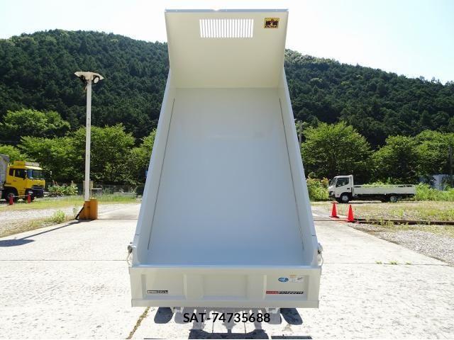 Hino DUTRO 2026-01 8365668-6