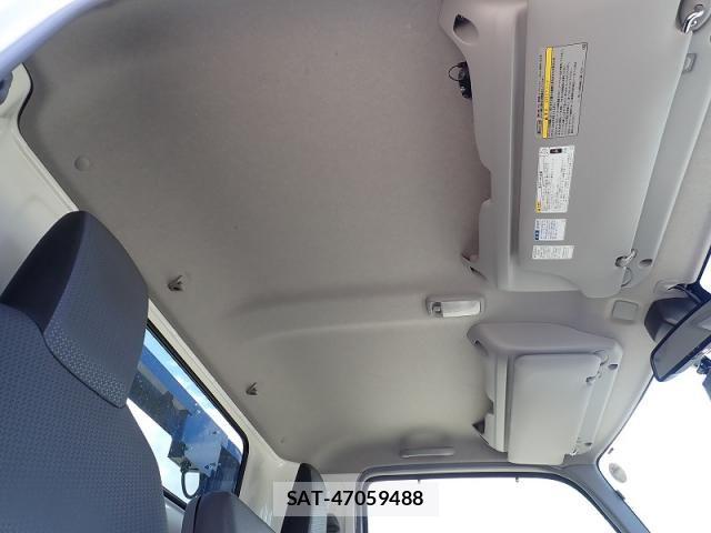 Hino DUTRO 2024-05 8412115-11