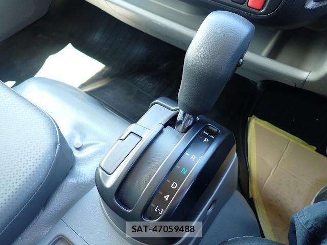 Hino DUTRO 2024-05 8412115-14