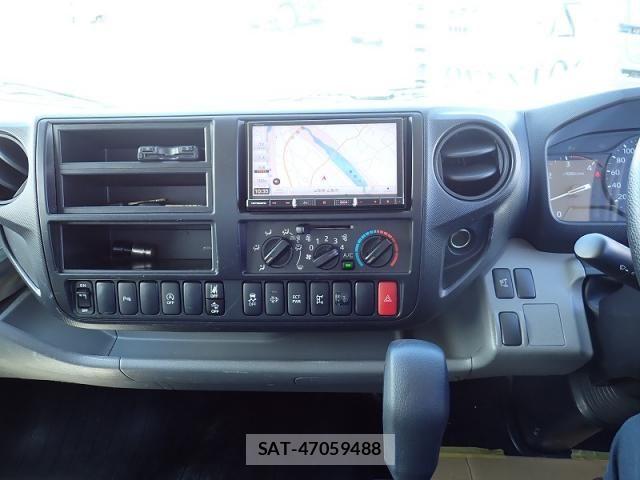 Hino DUTRO 2024-05 8412115-15