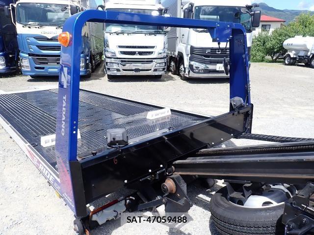 Hino DUTRO 2024-05 8412115-19