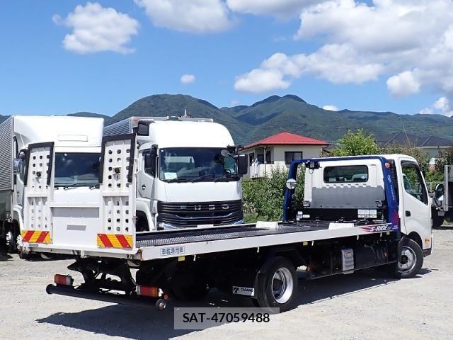 Hino DUTRO 2024-05 8412115-2