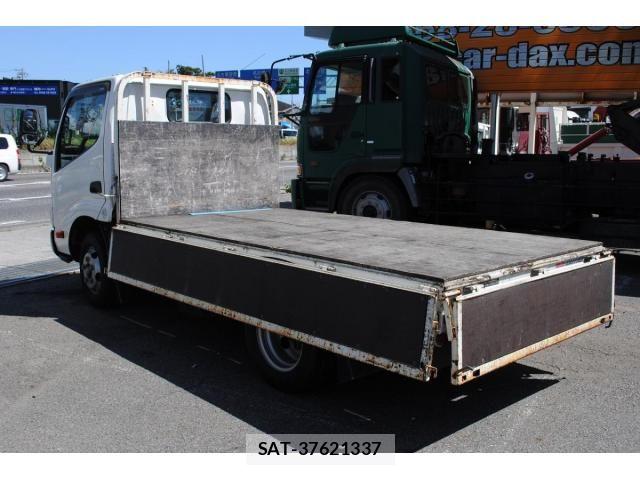 Hino DUTRO 2019-07 8412120-14