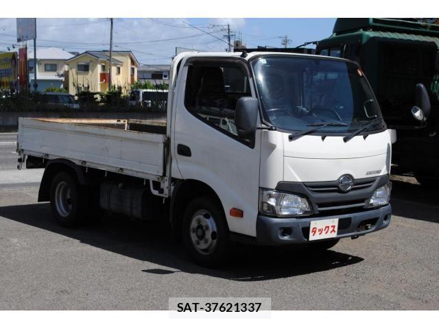 Hino DUTRO 2019-07 8412120-3