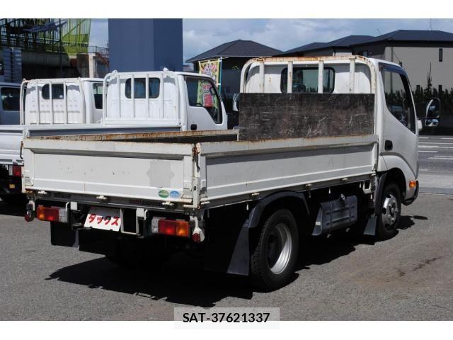 Hino DUTRO 2019-07 8412120-6
