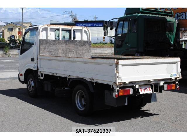 Hino DUTRO 2019-07 8412120-8