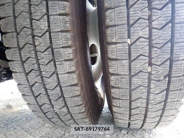 Hino DUTRO 2024-08 8412114-22