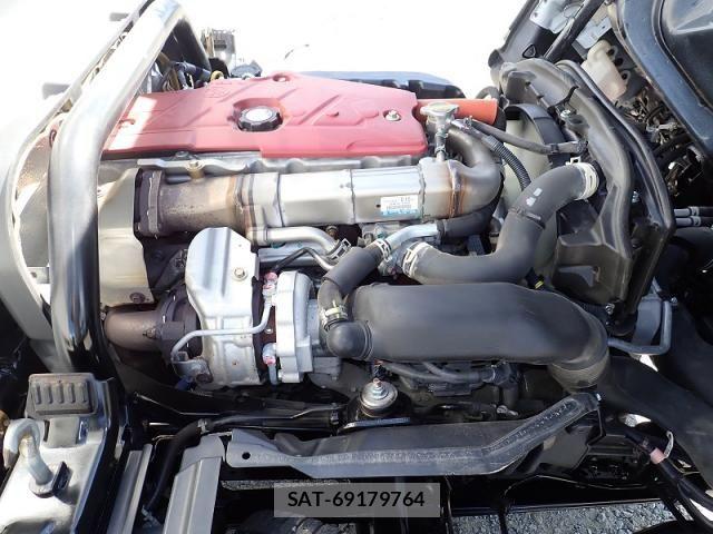 Hino DUTRO 2024-08 8412114-24