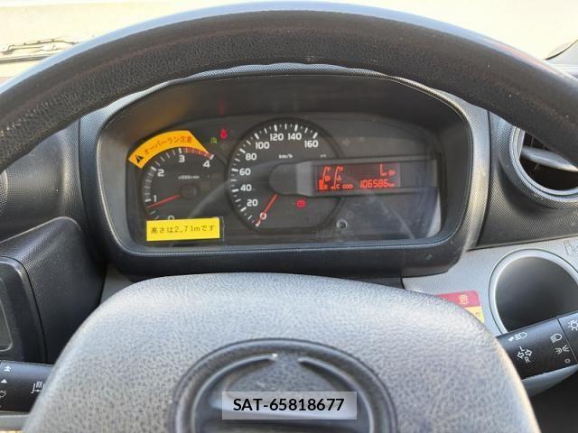 Hino DUTRO 2012-11 8412117-13
