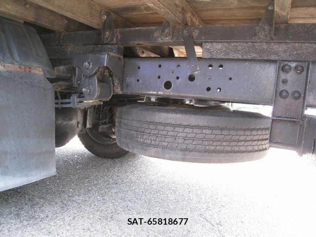 Hino DUTRO 2012-11 8412117-15