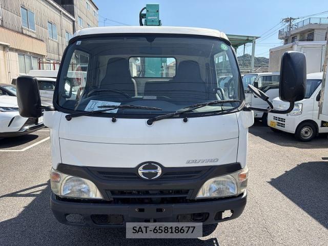 Hino DUTRO 2012-11 8412117-1