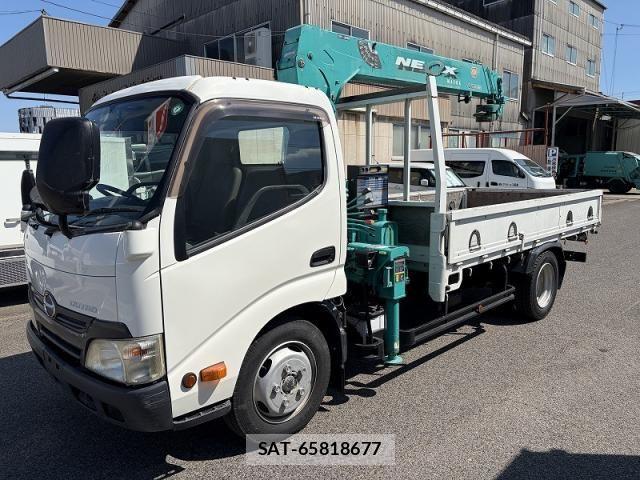 Hino DUTRO 2012-11 8412117-2