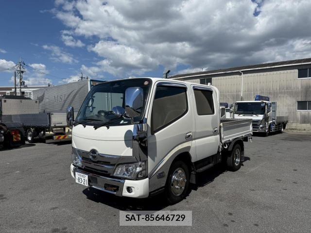 Hino DUTRO 2021-05 8412119-0