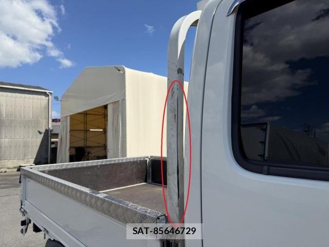 Hino DUTRO 2021-05 8412119-10