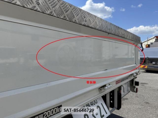 Hino DUTRO 2021-05 8412119-11