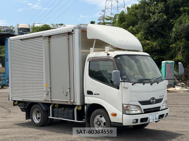 Hino DUTRO 2014-01 8412118-14