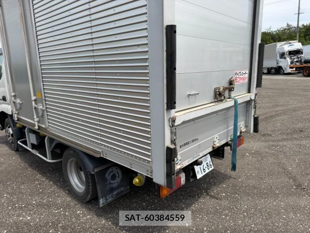 Hino DUTRO 2014-01 8412118-25