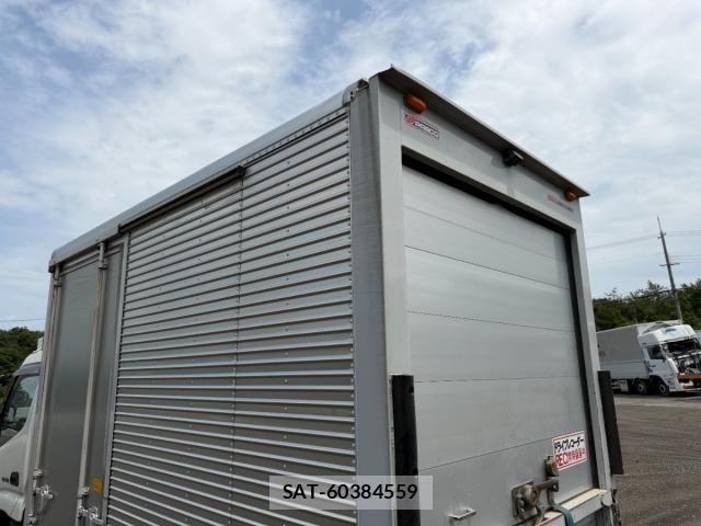 Hino DUTRO 2014-01 8412118-27