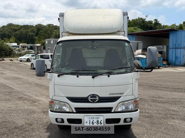 Hino DUTRO 2014-01 8412118-3