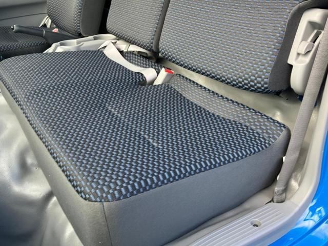 Hino DUTRO 2025-10 8431751-22