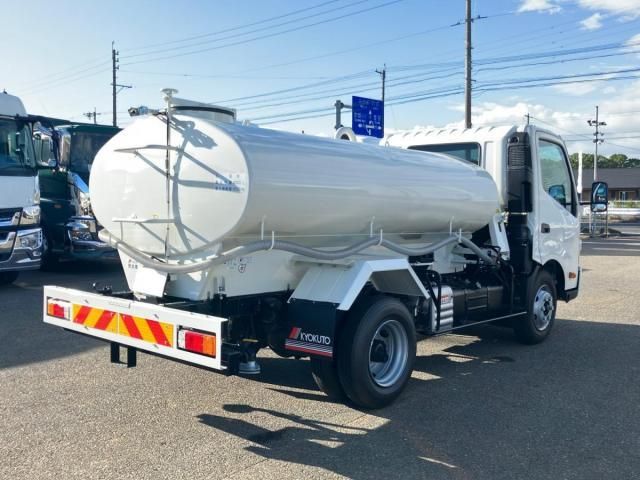 Hino DUTRO 2025-06 8431752-2