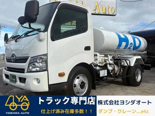 Hino DUTRO 2014-01 8431753-0