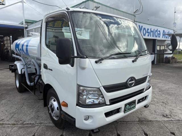 Hino DUTRO 2014-01 8431753-4