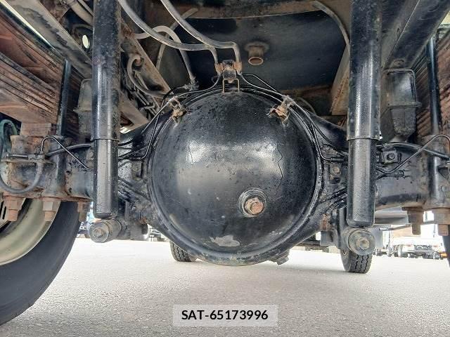 Hino DUTRO 2011-01 8457385-21