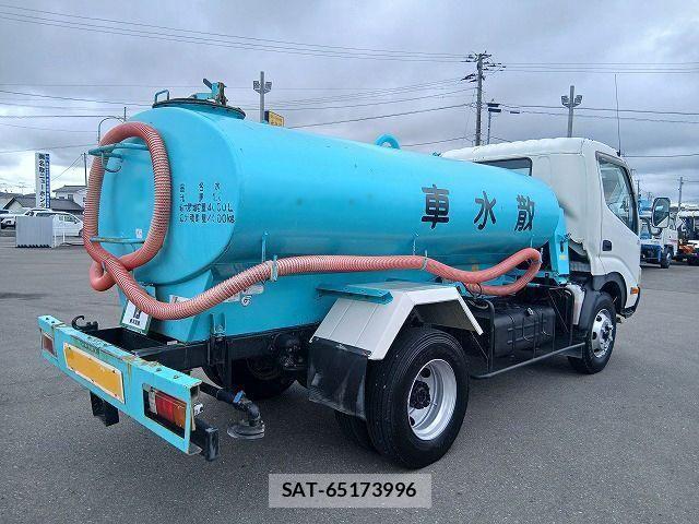 Hino DUTRO 2011-01 8457385-3