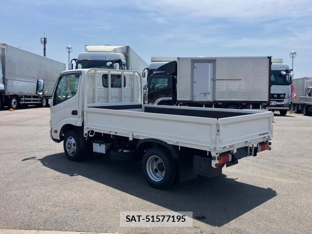 Hino DUTRO 2025-05 8457382-3