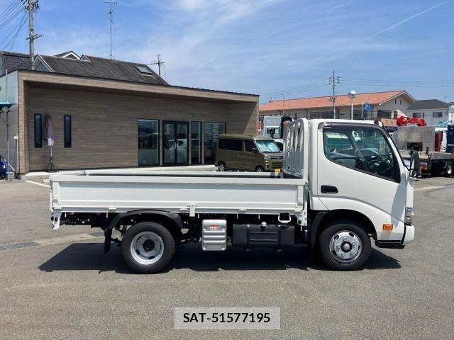 Hino DUTRO 2025-05 8457382-5