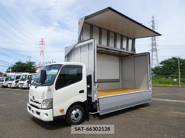 Hino DUTRO 2025-09 8457381-2