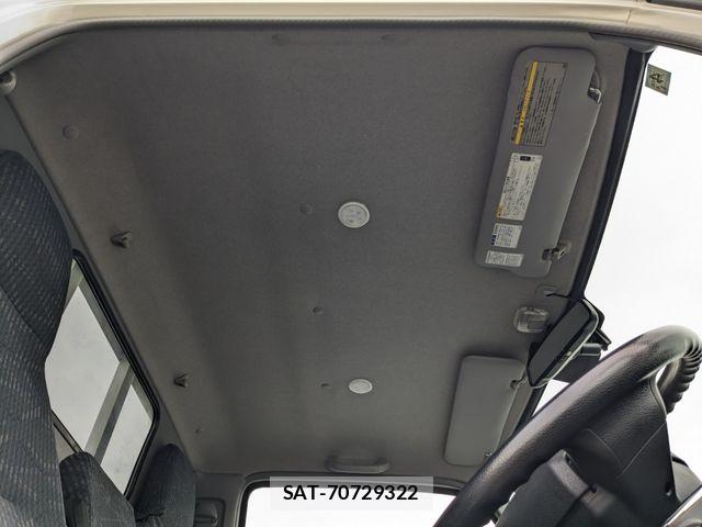 Hino DUTRO 2023-04 8485314-12