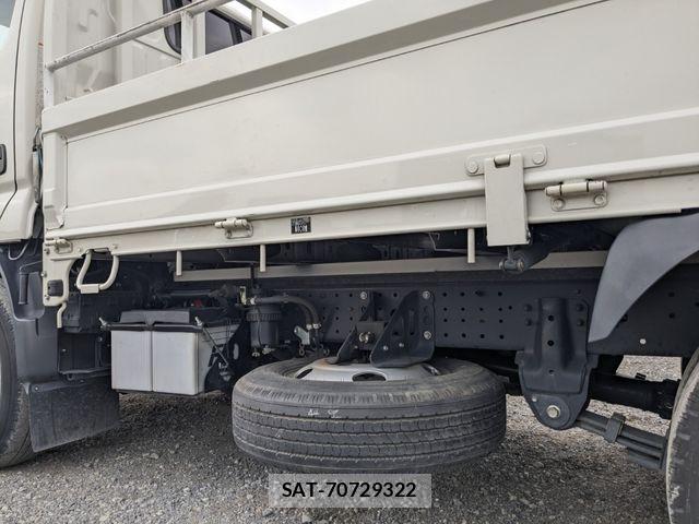 Hino DUTRO 2023-04 8485314-22