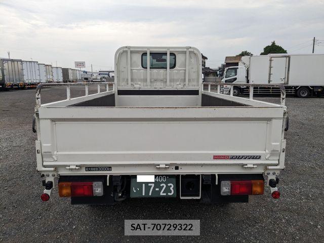 Hino DUTRO 2023-04 8485314-3