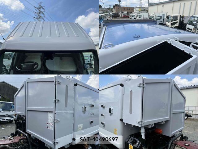 Hino DUTRO 2017-01 8485317-19