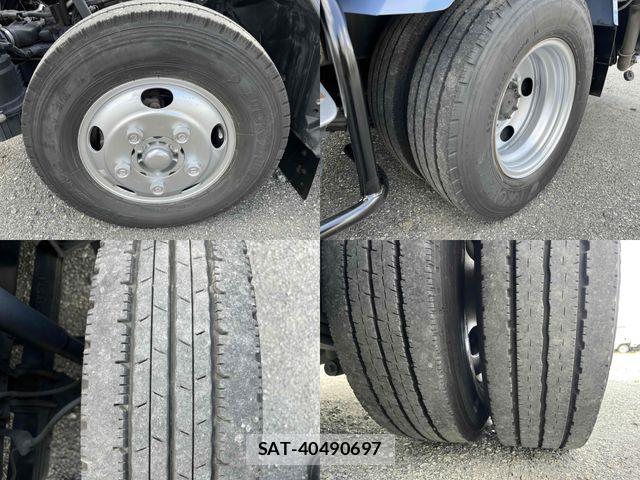 Hino DUTRO 2017-01 8485317-29