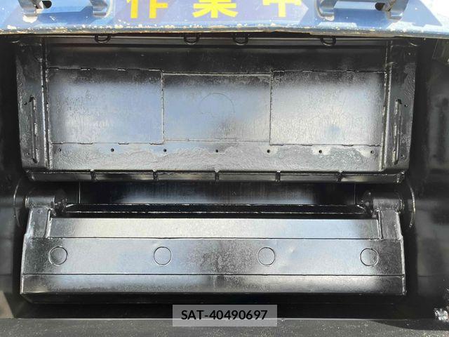 Hino DUTRO 2017-01 8485317-8