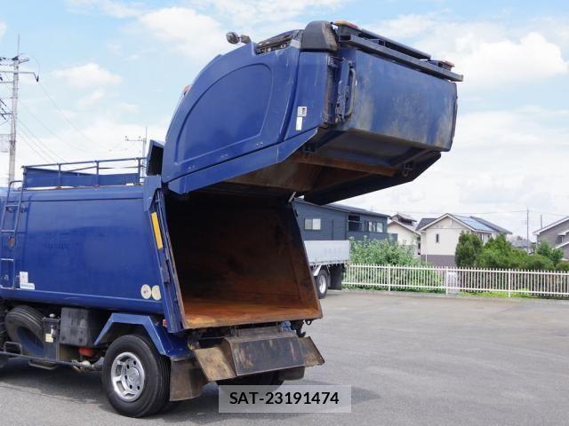 Hino DUTRO 2016-06 8485320-9