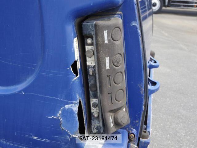 Hino DUTRO 2016-06 8485320-13