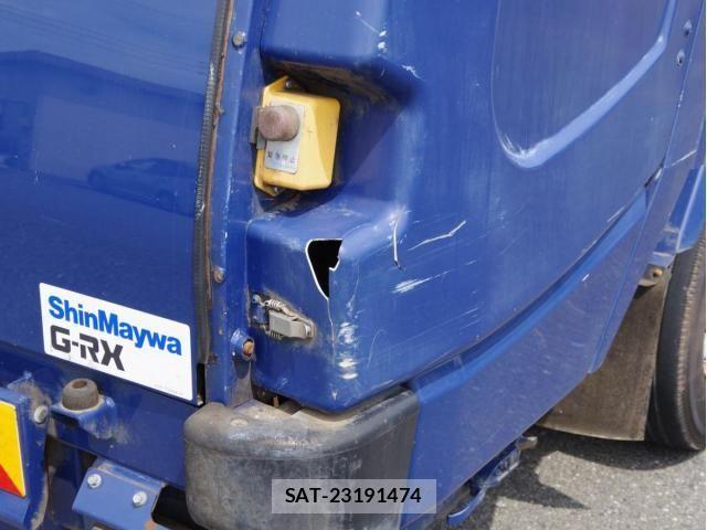 Hino DUTRO 2016-06 8485320-27