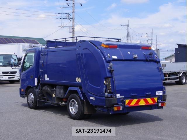 Hino DUTRO 2016-06 8485320-2